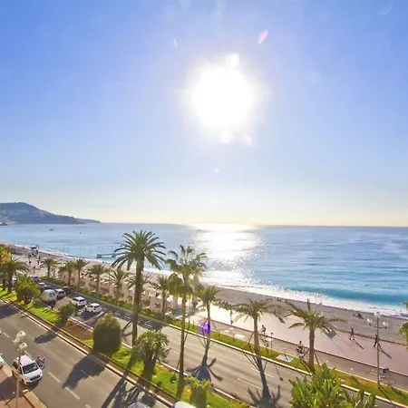 Promenade Des Panoramic Sea View Apartment